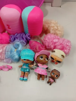 L.O.L. Surprise! Maleta y Muñecas