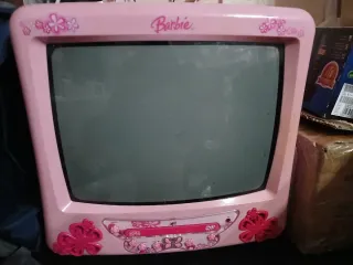 Televisor Barbie con reproductor DVD