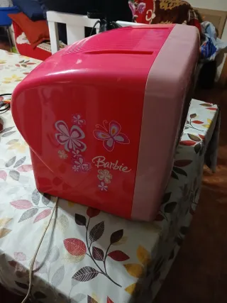 Televisor Barbie con reproductor DVD