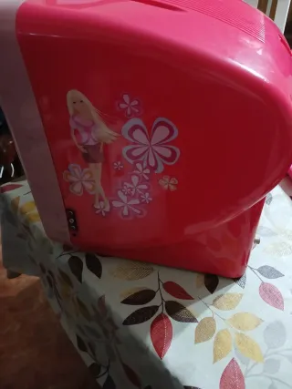 Televisor Barbie con reproductor DVD