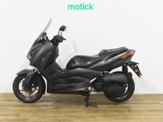 YAMAHA XMAX 125