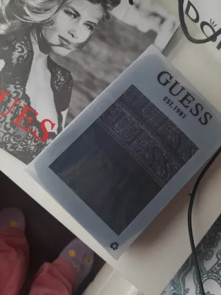 Lote 3 slips chico Guess talla M