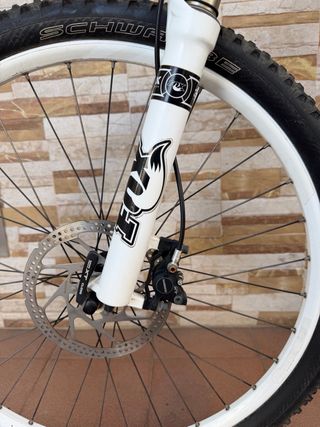 Bicicleta de montaña MERIDA Monoplato “Carbono”