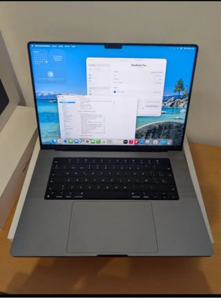 MacBook Pro 16 M2 2023 16GB 512GB 2 años garantía.