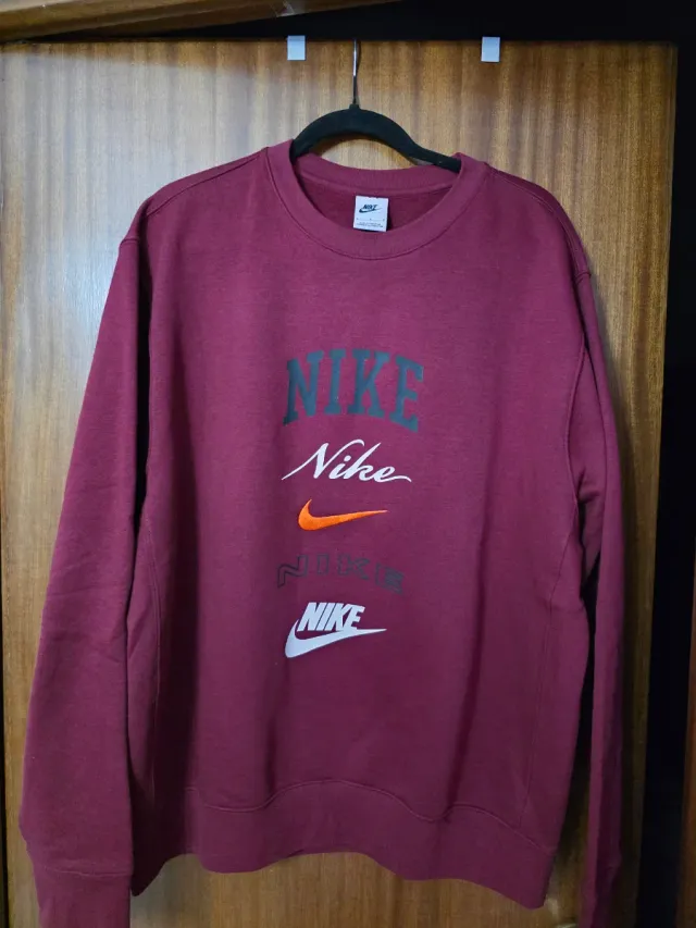 Sudadera Nike cuello redondo roja
