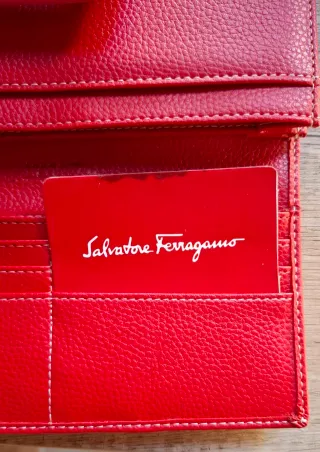 Cartera Ferragamo Piel Roja Vintage Nueva