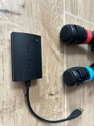 Micrófonos Singstar USB y Adaptador