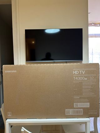 TV Samsung 32 HD T4300