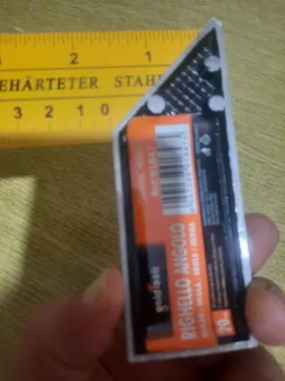 Squadra per angoli in acciaio temperato