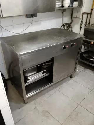 Mesa Caliente Acero Inox. 8 Bandejas
