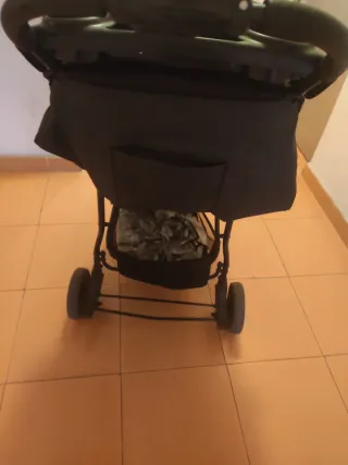 Carro - silla de paseo negro.
