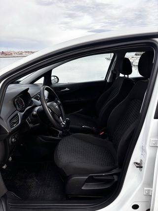 Opel Corsa 2019 - 100.000kms