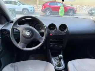 SEAT Ibiza 2004