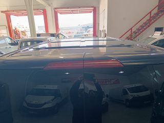 Ford Transit Custom Kombi 2022 9 plazas 74.000 km