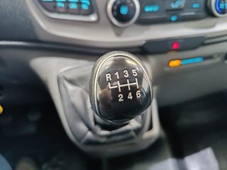 Ford Transit Custom Kombi 2022 9 plazas 74.000 km