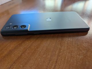 Samsung Galaxy S21 FE 5G + Accesorios