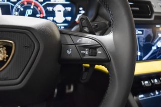 Lamborghini Urus SE 2026