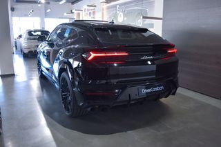Lamborghini Urus SE 2026
