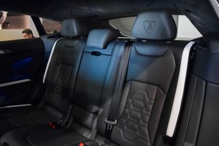 Lamborghini Urus SE 2026