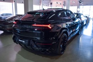 Lamborghini Urus SE 2026