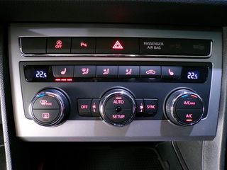 SEAT Leon ST 1.6TDI 115cv 08/2020