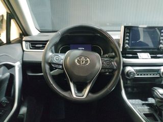 Toyota Rav4 2.5l 220H Style
