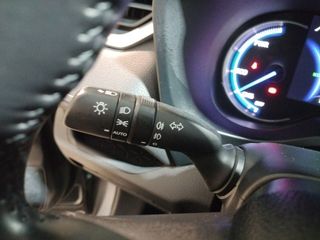 Toyota Rav4 2.5l 220H Style