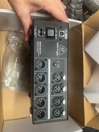 Behringer Monitor2USB - Interfaz de Audio