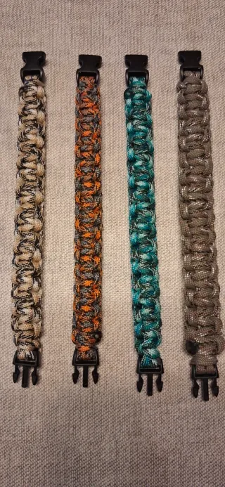 Pulseras Paracord con Cierre Resistente.