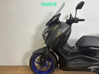 YAMAHA XMAX 125
