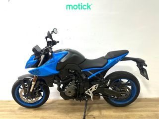 SUZUKI GSX 800 (A2)