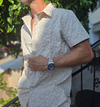 Conjunto hombre beige estampado