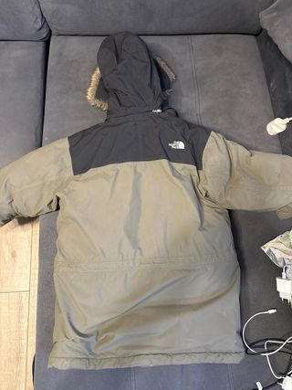 Abrigo The North Face Negro y Verde