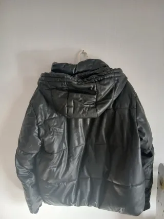 Abrigo Zara Negro Grueso