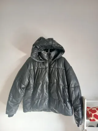 Abrigo Zara Negro Grueso