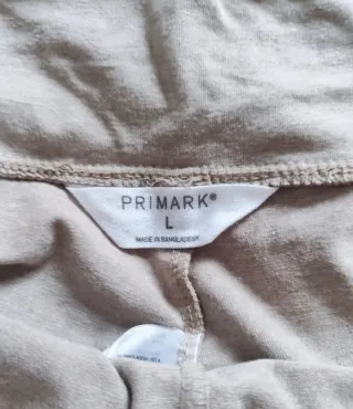 Leggins acampanados beige XL y camiseta blanca