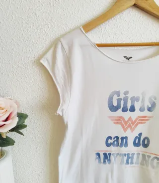 Leggins acampanados beige XL y camiseta blanca