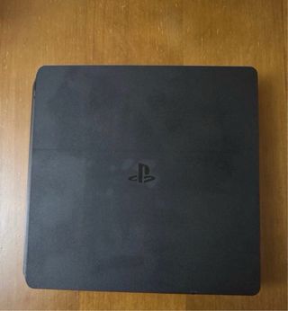 PlayStation 4 con mando