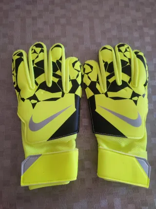 Guantes de portero Nike talla 6 niños