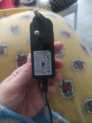 Cargador Taurus HVCA7291B Aspiradora