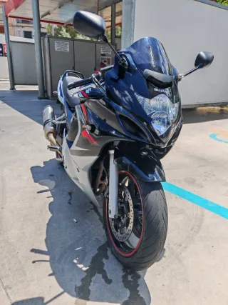 SUZUKI GSX 650F – A2 / A – 39.300 km – NEGOCIABLE!