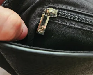 Borsa Stradivarius nera con tracolla