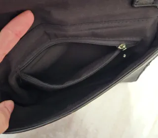 Borsa Stradivarius nera con tracolla