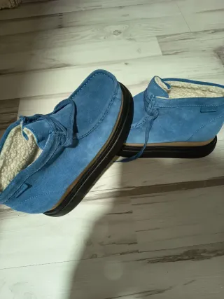 Botines azules con cordones y plataforma