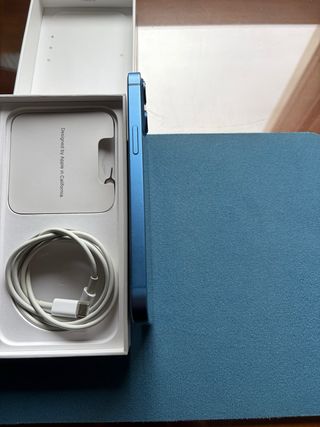 iPhone 13 256GB Azul