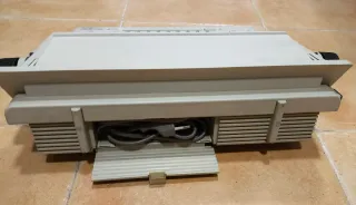 Máquina de escribir Olivetti PT 505