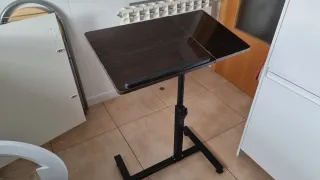 Mesa auxiliar portátil madera y metal