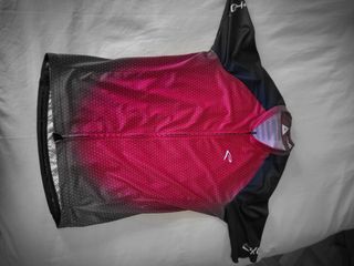 Maillot ciclismo Ekoï rojo y negro