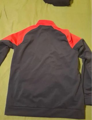 Chaqueta Puma Negra y Roja talla 13/14