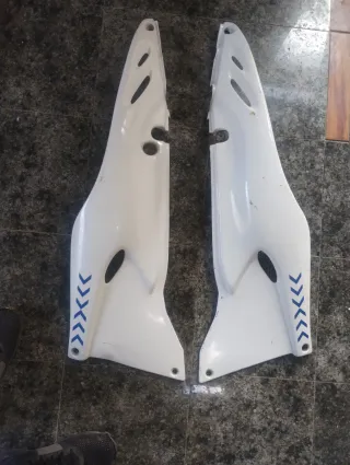 Carene Laterali Aprilia Pegaso 650